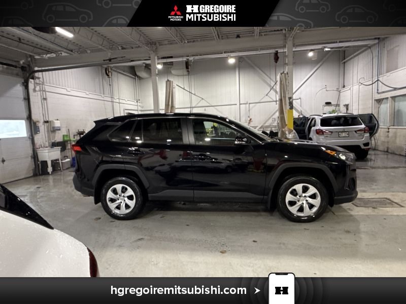 2024 Toyota Rav 4 Black Saint-Eustache - photo #10