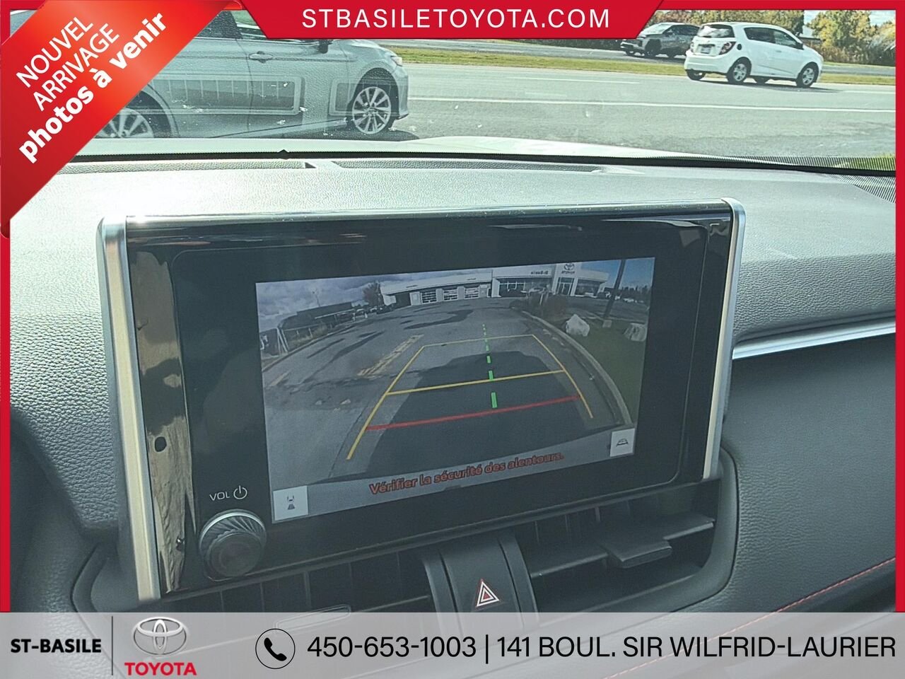 TOYOTA RAV4 PRIME 2025 Blanc Saint-Basile-le-Grand - photo #8