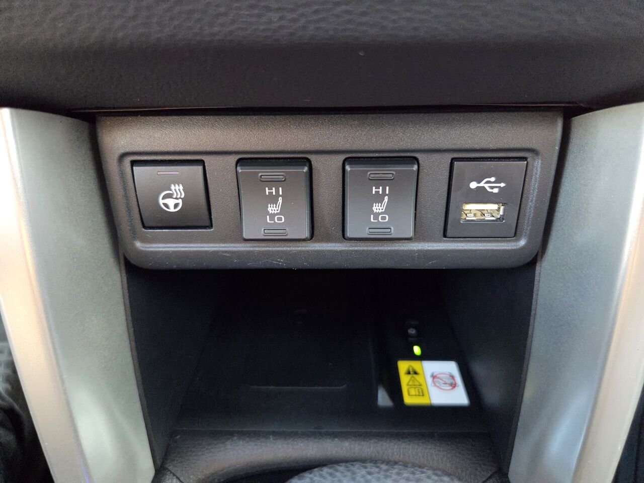 Toyota COROLLA CROSS LE (PREMIUM) 2022 Blanc Mont-Laurier - photo #18