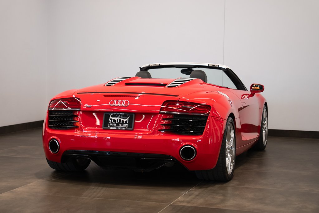 Audi R8 V8 Spyder \ LOW KM 2015 Rouge Kirkland - photo #3