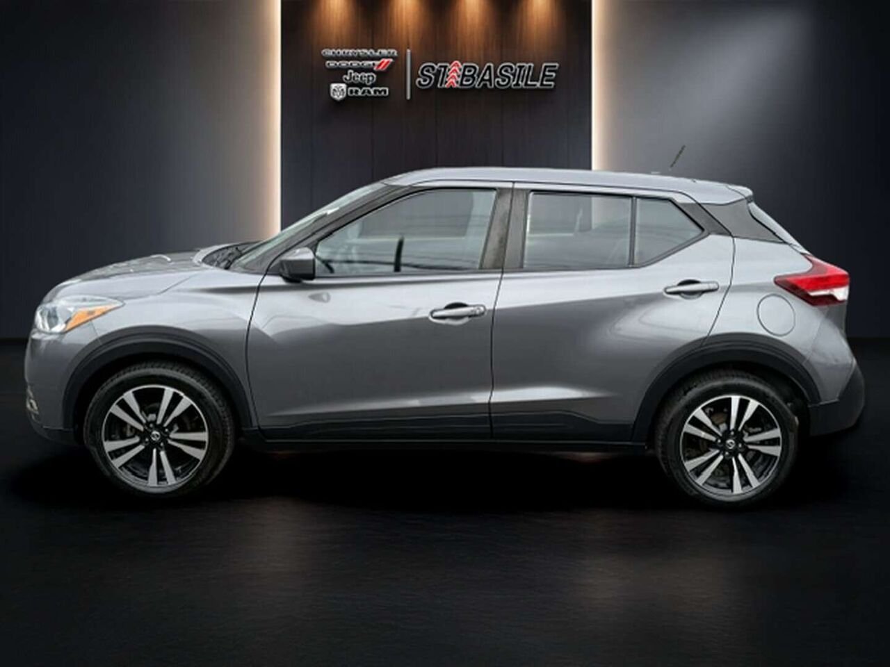Nissan Kicks 2019 Gris Saint-Basile-le-Grand - photo #18