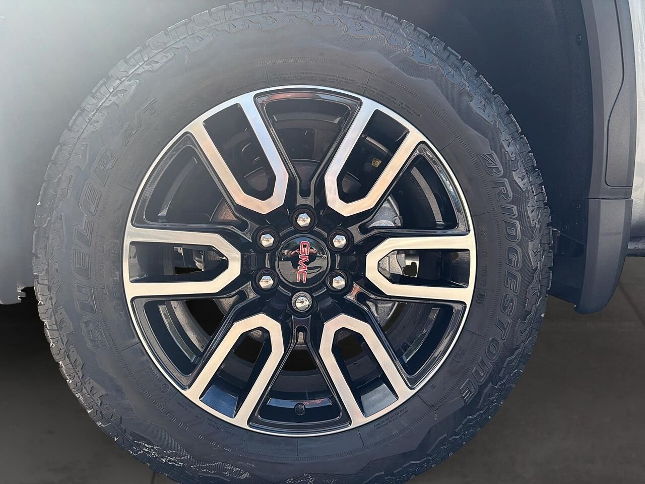 GMC Sierra 1500 AT4 cabine multiplace 4RM 147 po 2026 STERLING METALLISE Saint-Hyacinthe - photo #6