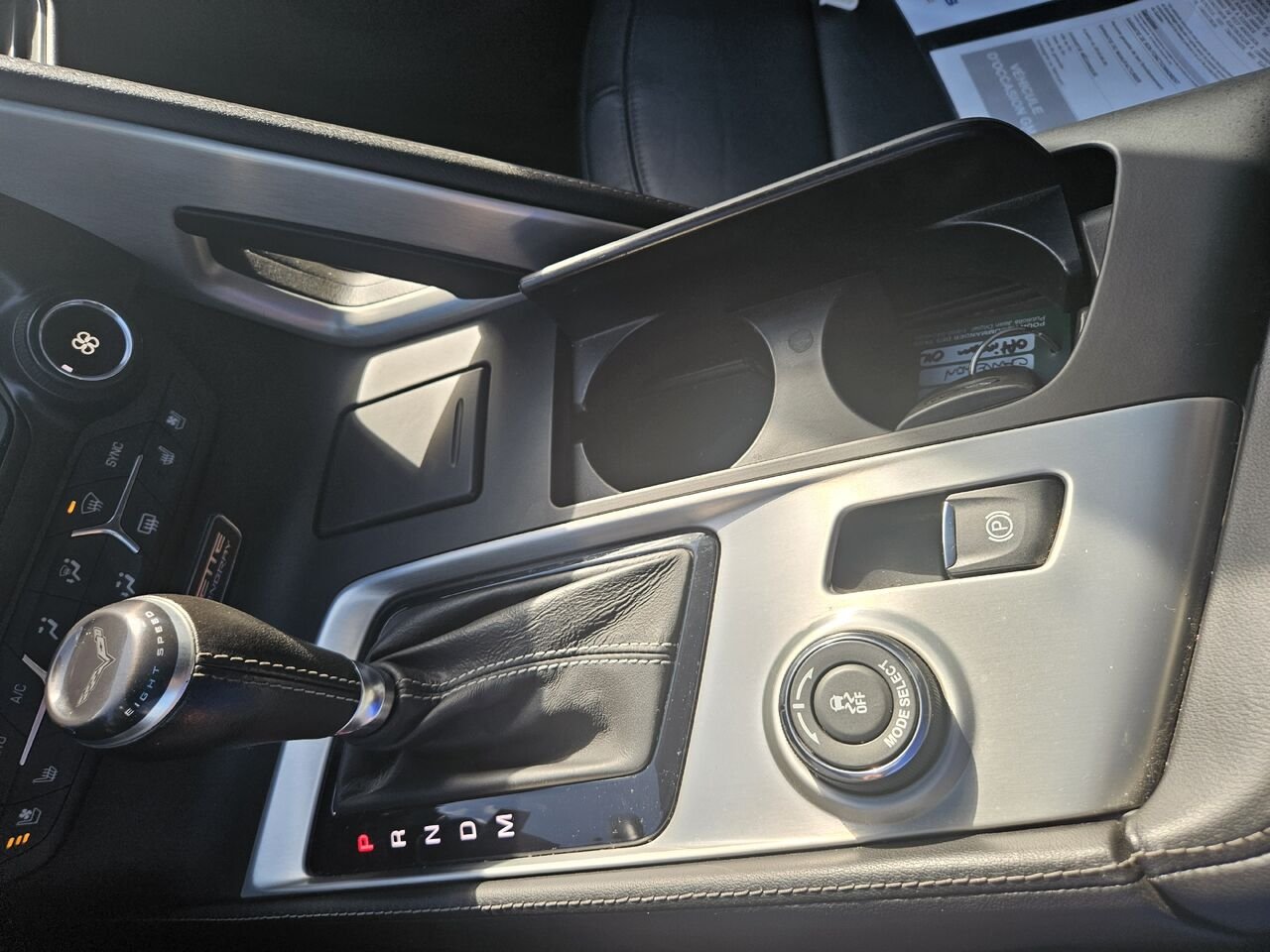 2015 Chevrolet Corvette Stingray Z51 coupé 2 portes avec 2LT White Thetford Mines - photo #12