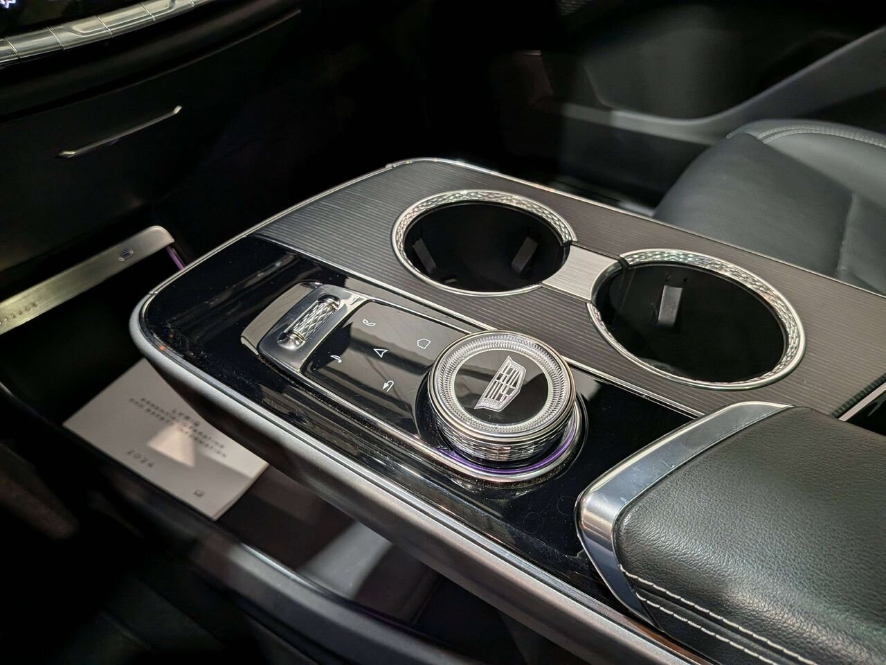 2024 Cadillac LYRIQ 4dr Sport w/1SF Black Val-David - photo #30