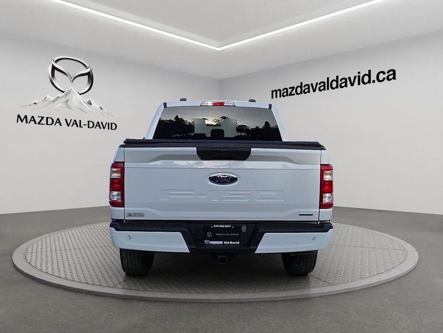 Ford F-150 XLT, SuperCrew, 4x4, V6 2,7 L, caisse 5,5 pi, CarPlay/Android Auto, démarrage à distance, caméra 2023 Blanc