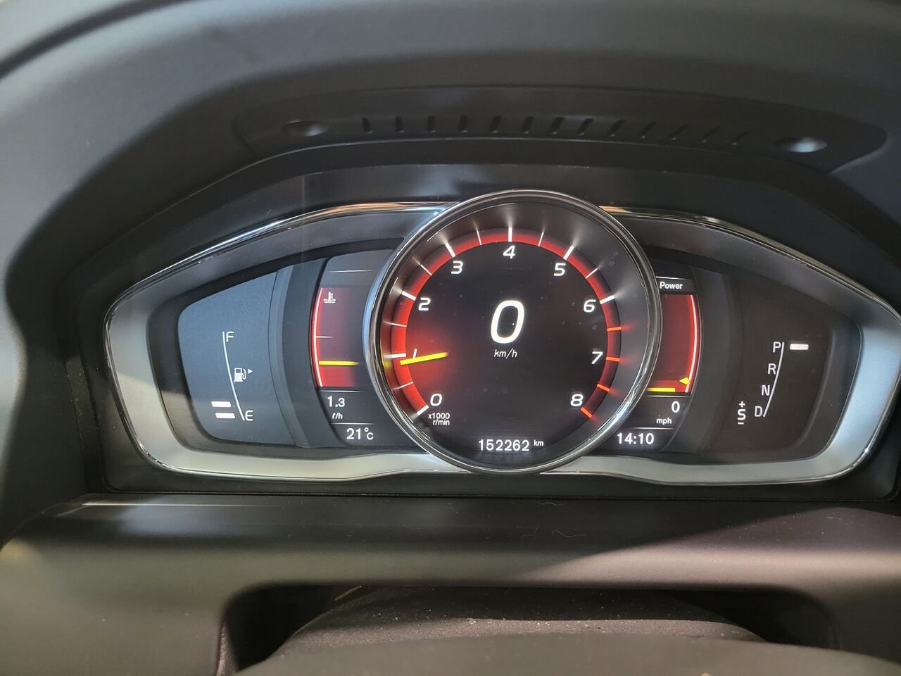 2017 Volvo XC60 Grey  - photo #17