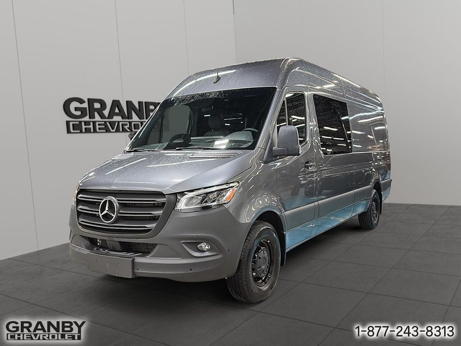 2025 Mercedes-Benz Sprinter fourgonnette utilitaire 2500 4 cyl. en ligne diesel toit surélevé 170 po Grey