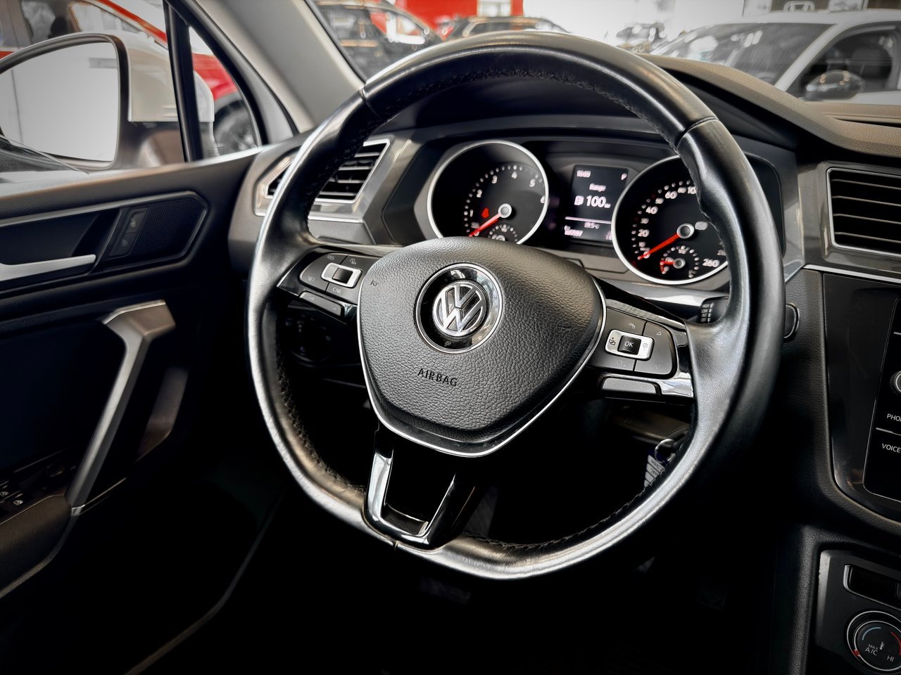 Volkswagen Tiguan 2018 Blanc Notre-Dame-des-Prairies - photo #19