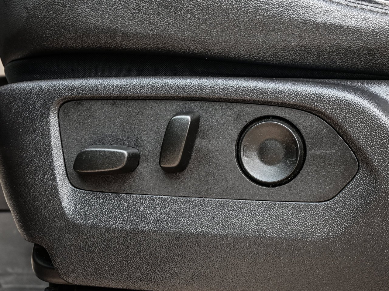 2024 Chevrolet Silverado 1500 4WD Crew Cab 147 ZR2 Black Sherwood Park - photo #17