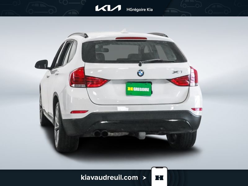 BMW X1 2014 Blanc Laval - photo #4