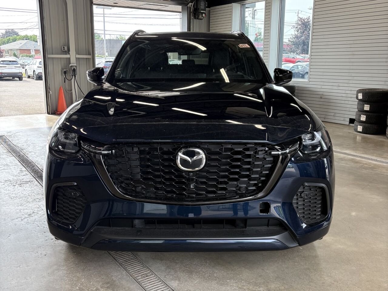 MAZDA CX-70 hybride rechargeable GT TI 2026 Bleu cristal foncé mica Châteauguay - photo #5