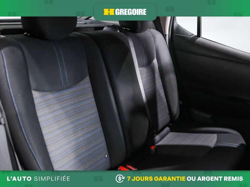 2019 Nissan Leaf Red Saint-Eustache - photo #26