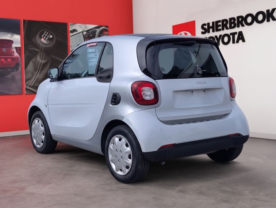 smart fortwo PURE/SIÈGES CHAUFFANTS/AC/BLUETOOTH/SIÈGES EN CUIR 2016 Blanc