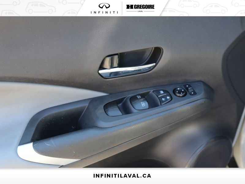 Nissan Kicks IT2514 | SR * Mag * Caméra * Carplay * Cuir 2024 Gris Laval - photo #12