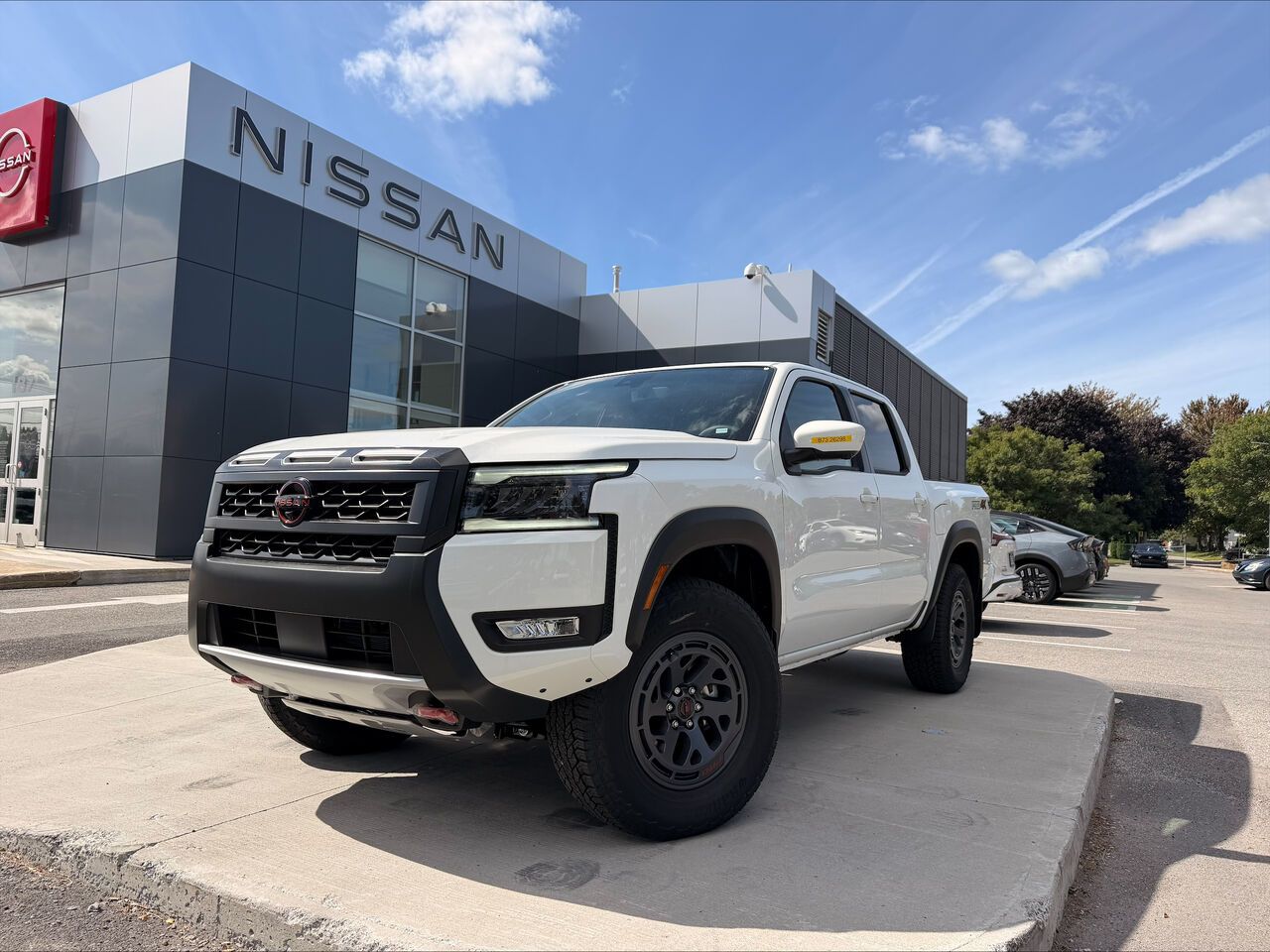 White 2026 Nissan Frontier Pickup Truck Four-Wheel Drive Automatic