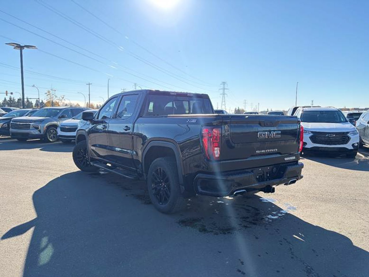 2024 GMC Sierra 1500 4WD Crew Cab 147 Elevation Black Sherwood Park - photo #3