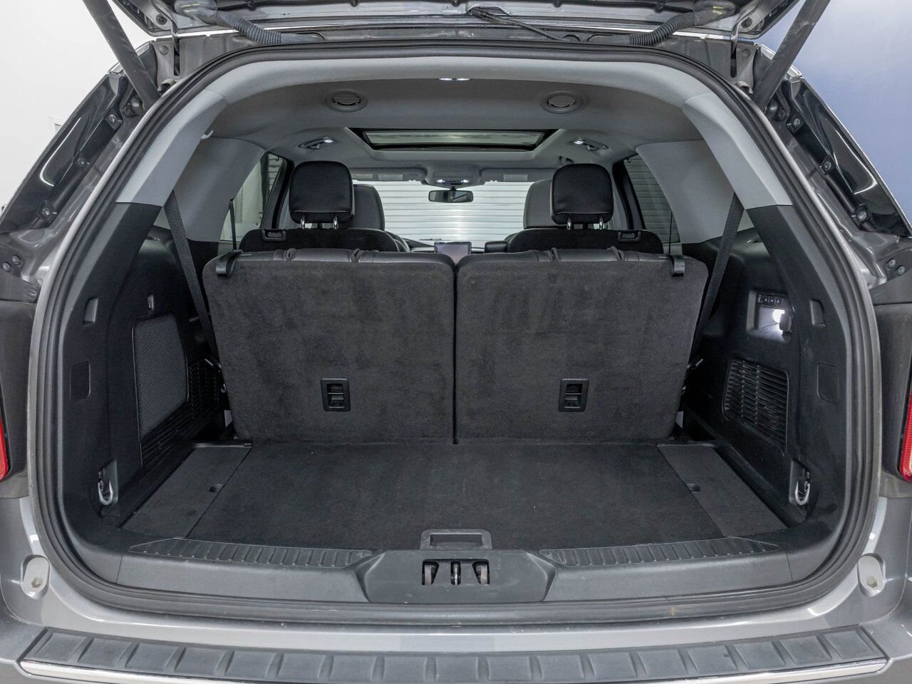 Ford Explorer LIMITED 4WD *TOIT* CUIR *CAM 360* B&O *SIEGES VENT 2023 Gris Saint-Jérôme - photo #31