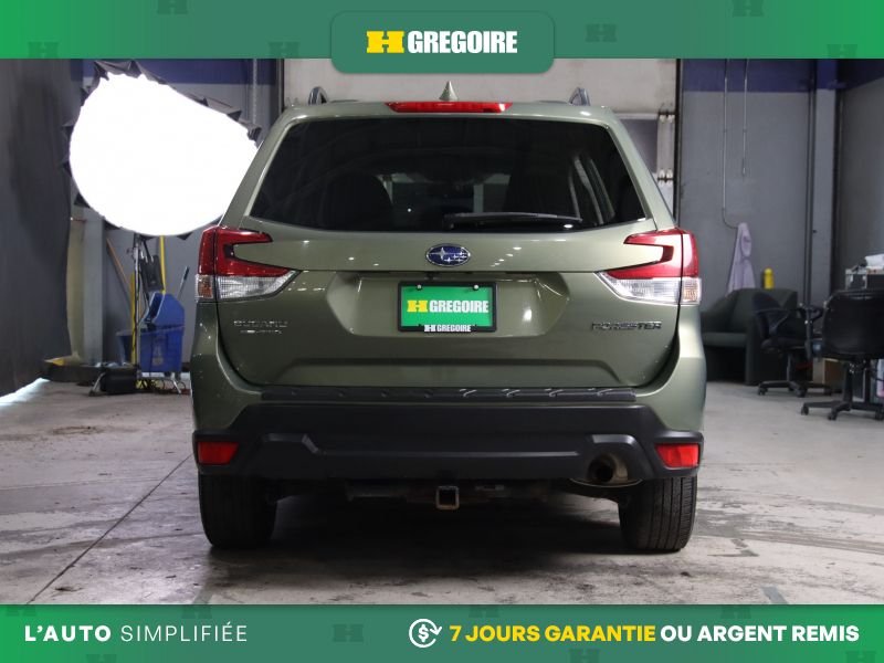 2019 Subaru Forester Green Saint-Eustache - photo #5