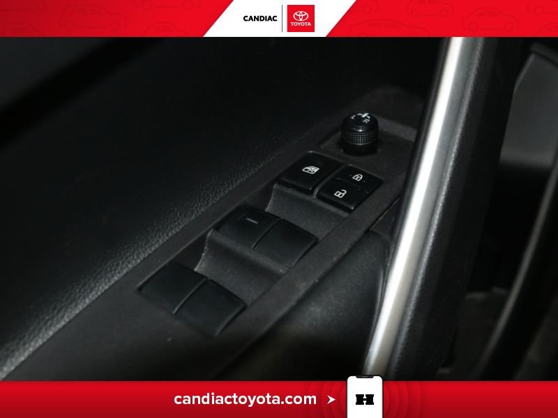 Toyota Corolla TR04329 | LE AWD | CAM. RECUL - A/C - BLUETOOTH - SIEGES CHA 2024 Bleu Laval - photo #17