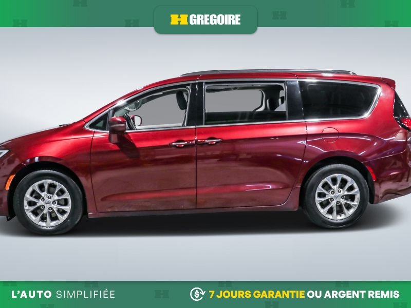 2021 Chrysler Pacifica Red Laval - photo #4