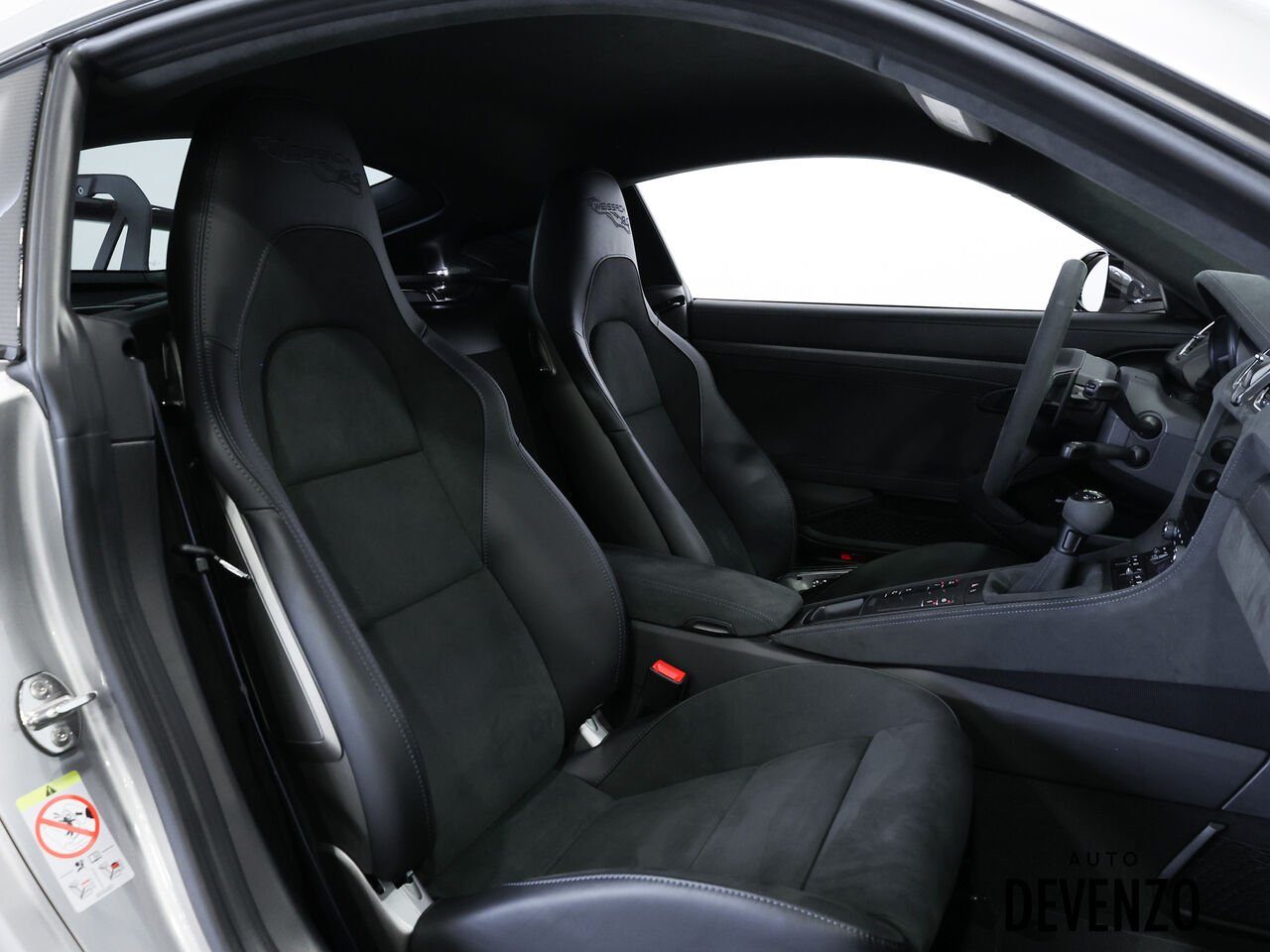 Porsche 718 Cayman GT4 RS Weissach Package 2025 Gris Saint-Eustache - photo #13