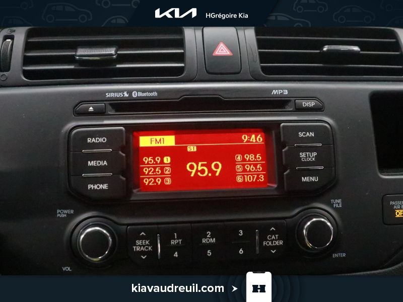 2014 Kia Rio Blue Laval - photo #18