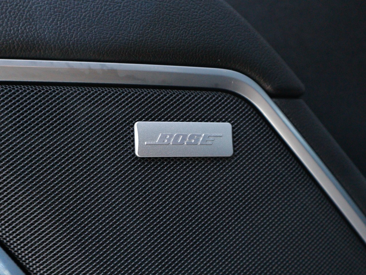 2025 Chevrolet Silverado 3500HD 4WD Crew Cab 159 LTZ White Sherwood Park - photo #17