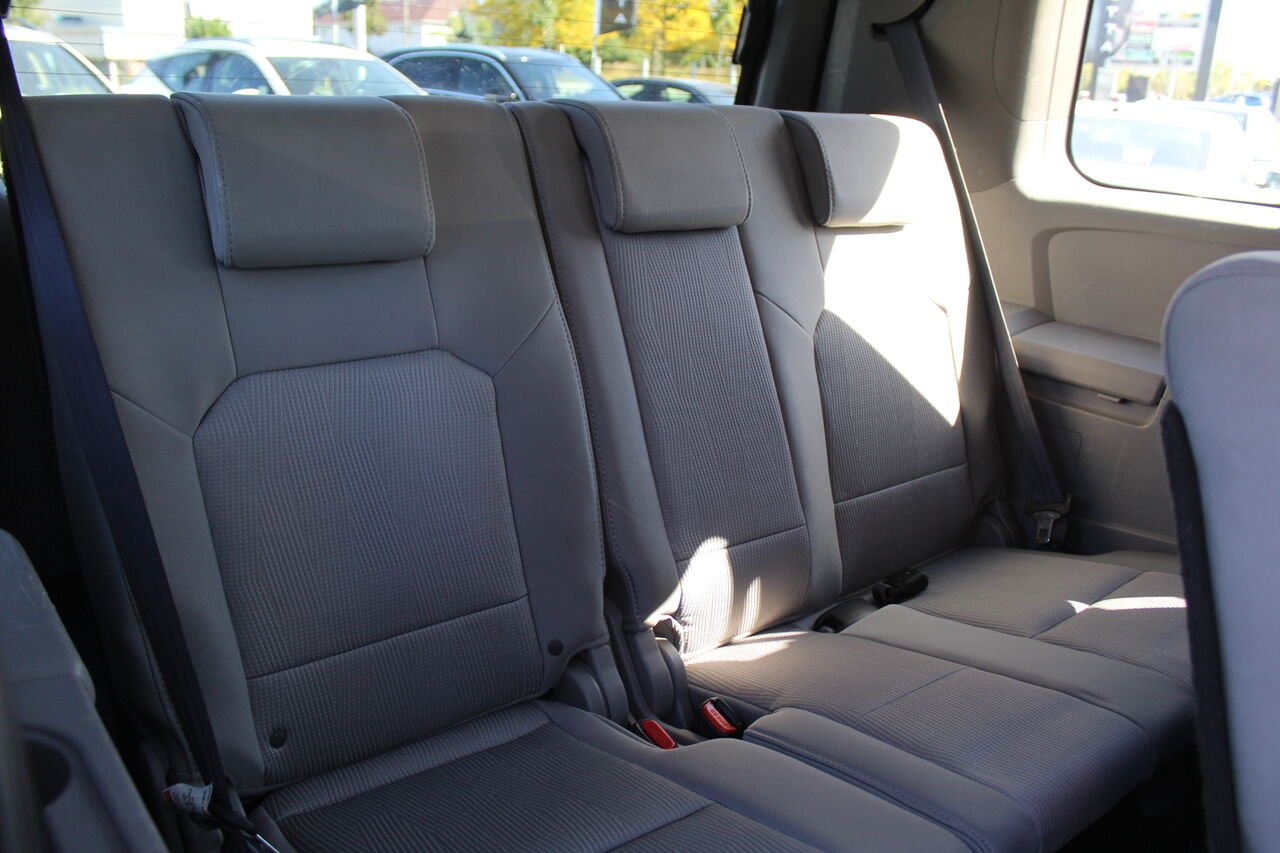 2011 Honda Pilot VIN: 5FNYF4H48BB505062 Grey Sainte-Rose - photo #9