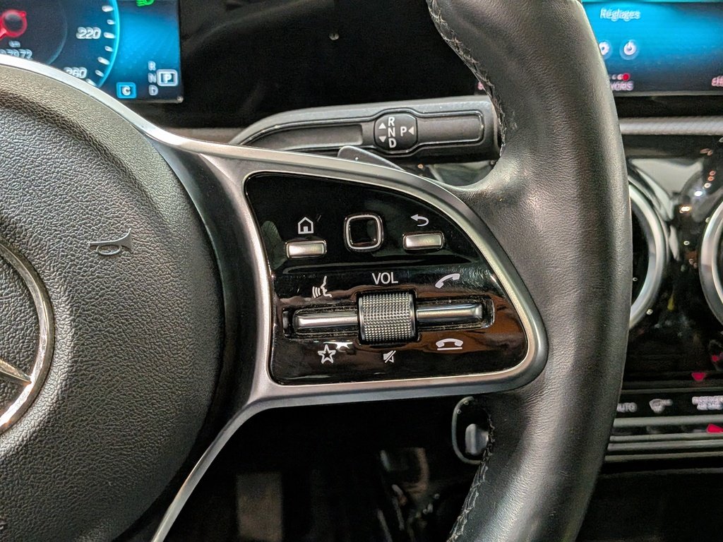Mercedes-Benz A-Class A 250 4MATIC Hatch 2019 Noir Val-David - photo #16