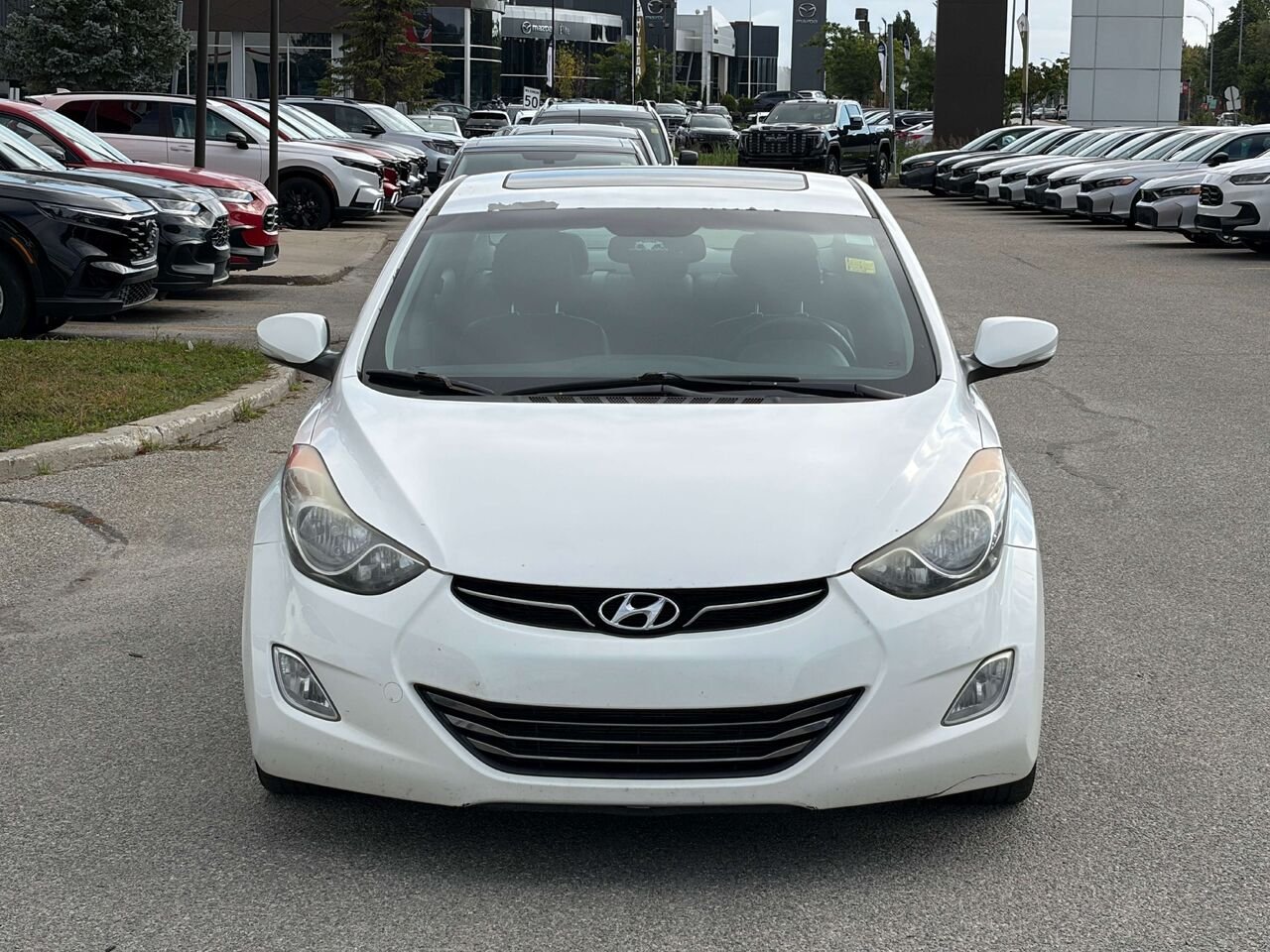 2013 Hyundai ELANTRA Limited White Gatineau - photo #1