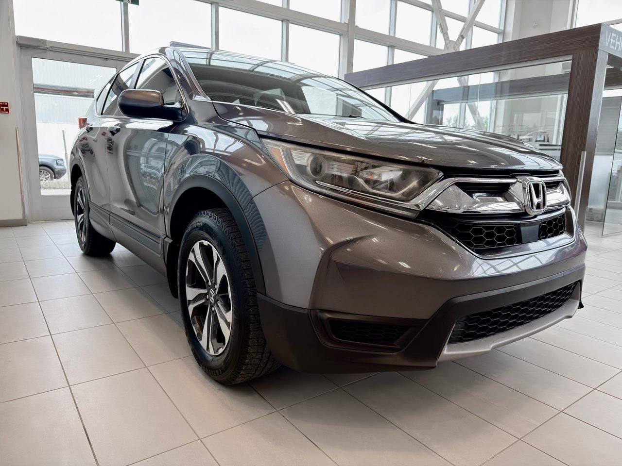 Honda CR-V LX 4WD 2017 Notre-Dame-des-Prairies - photo #5