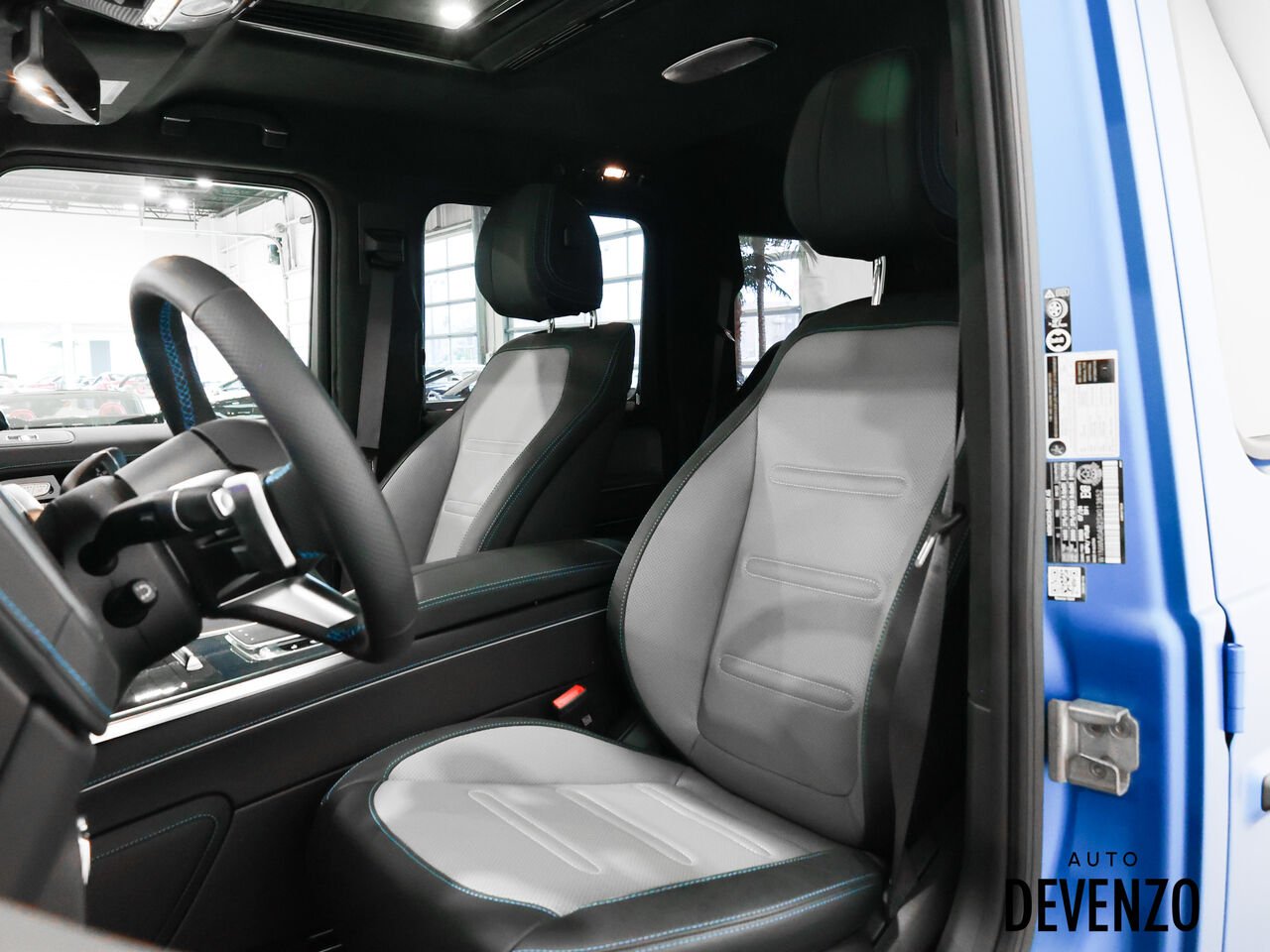 2025 Mercedes-Benz Classe-G Blue Saint-Eustache - photo #18