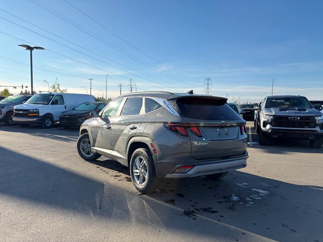 2025 Hyundai Tucson Preferred AWD Grey Sherwood Park - photo #3