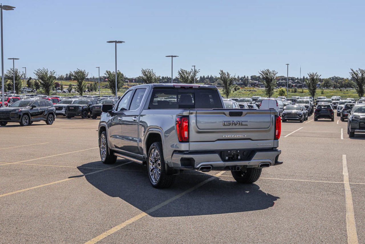 2025 GMC Sierra 1500 4WD Crew Cab 147 Denali Ultimate Grey Sherwood Park - photo #5