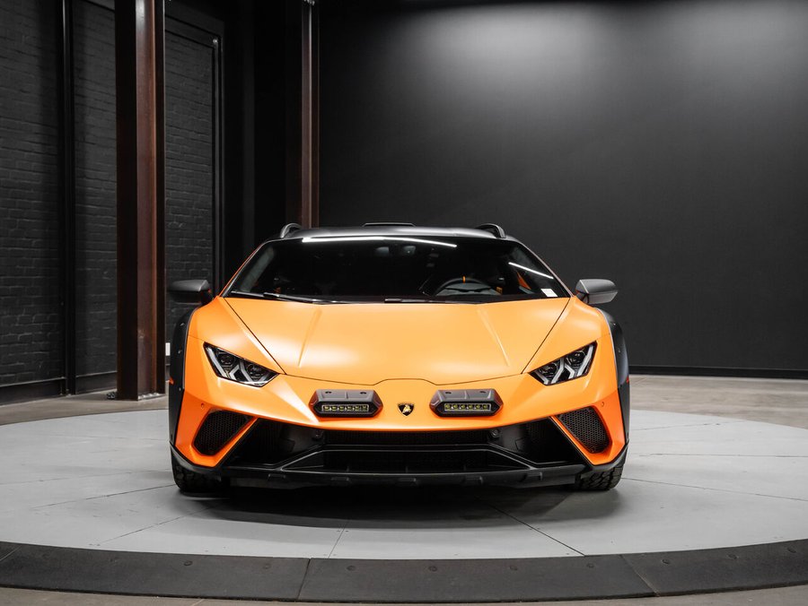 2023 Lamborghini Huracan Sterrato 2023 Orange