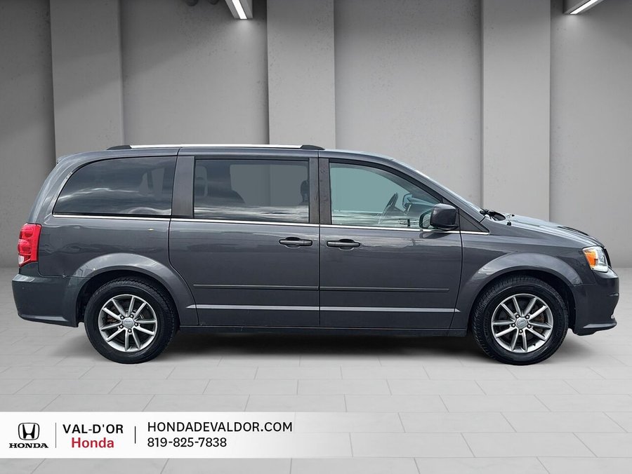 Dodge Grand Caravan 2015 2015 Gris acier métallisé