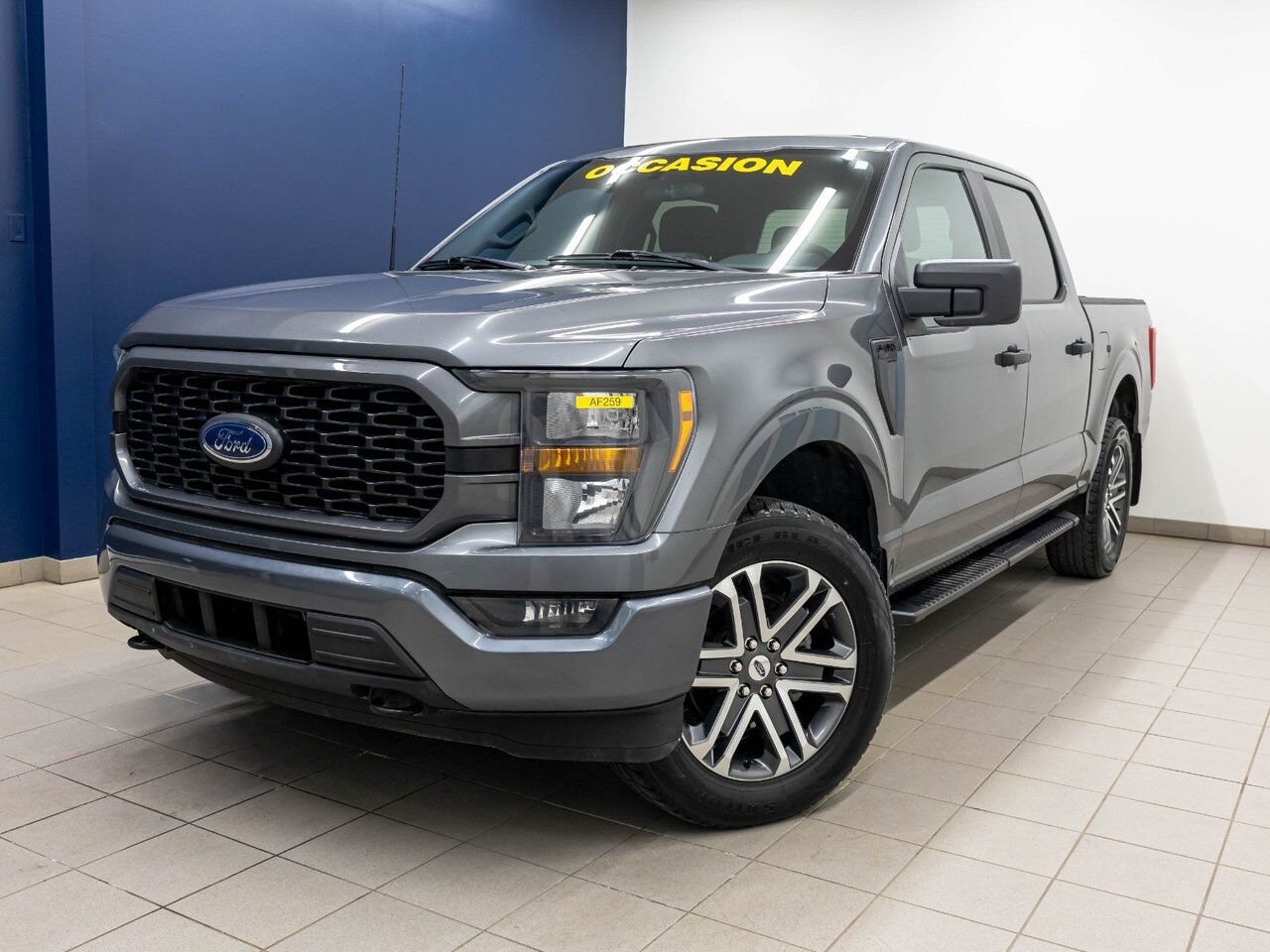 Ford F-150 XL STX CREW 4X4 *NAV* GR REMORQ CARPLAY 2023 Gris Saint-Jérôme - photo #0