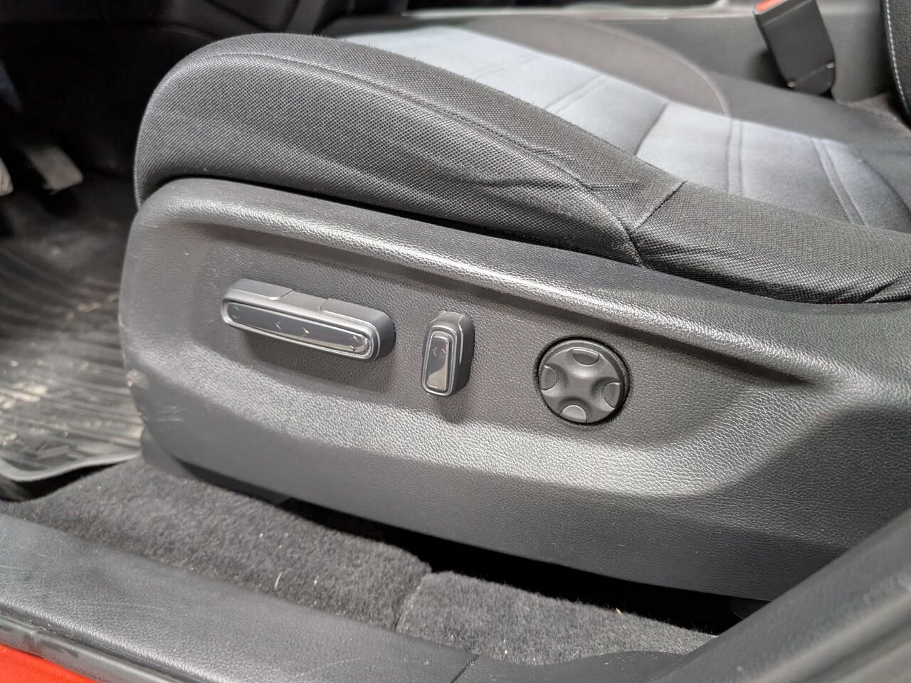 2019 Honda CR-V 2HKRW2H54KH134274 Red Sherbrooke - photo #10