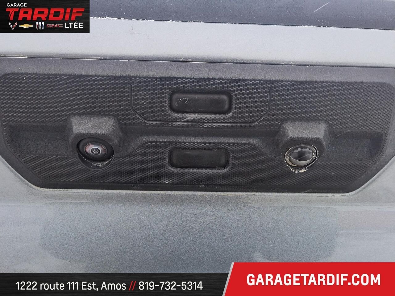 CHEVROLET 1500 4RM, CAISSE COURTE, CAB. MULTIPLAC 2024 Gris Mont-Laurier - photo #8