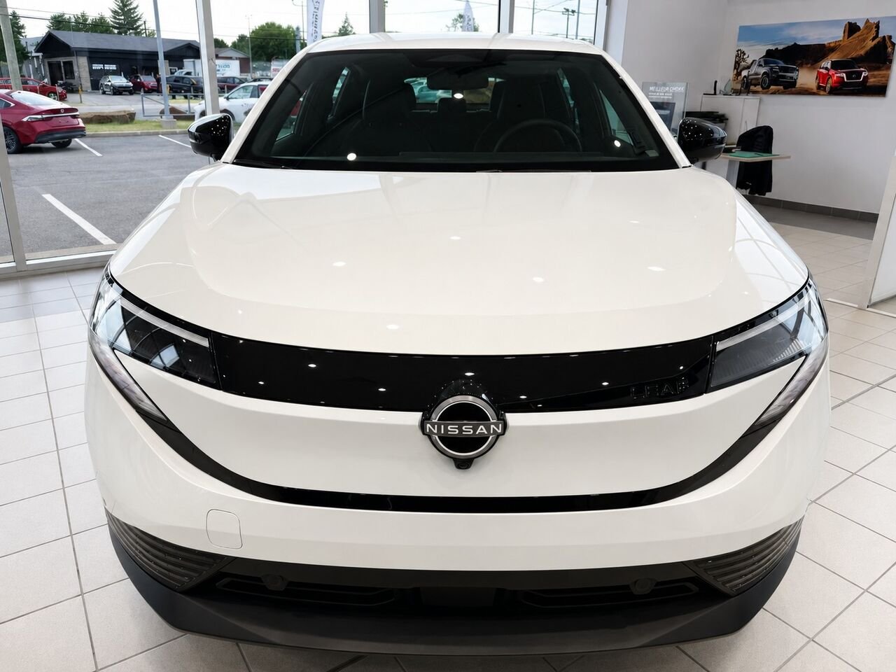 Nissan LEAF SV+ TA 2026 Blanc Everest nacré triple couche Châteauguay - photo #6