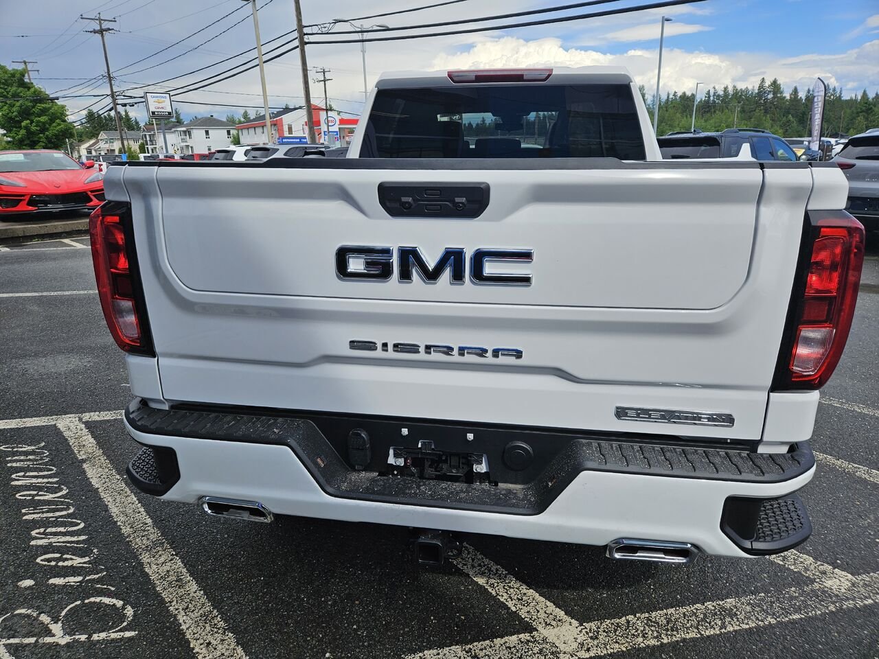 GMC Sierra 1500 Elevation cabine multiplace 4RM 157 po 2026 Blanc sommet Thetford Mines - photo #3