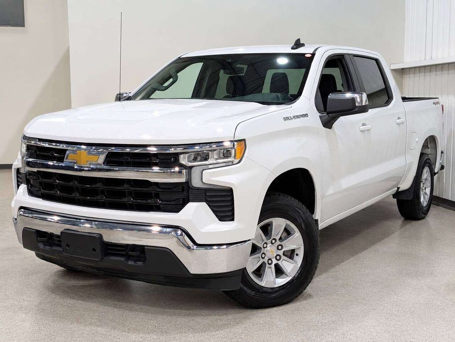 2025 Chevrolet Silverado 1500 4WD Crew Cab 147" LT White