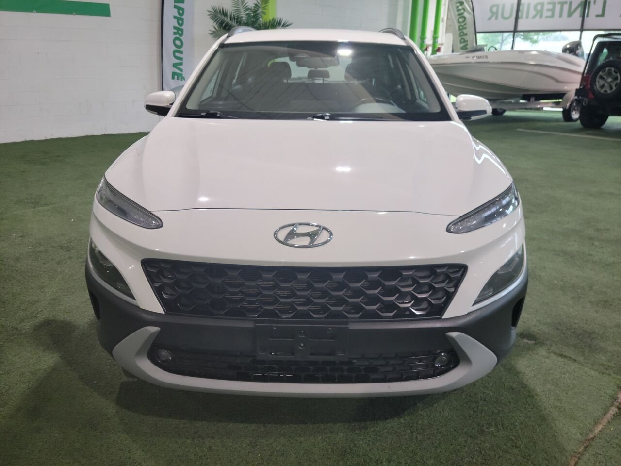 2022 Hyundai Kona White  - photo #8