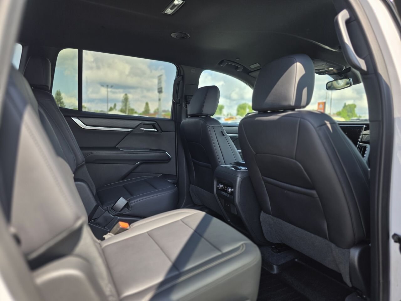 2024 GMC Acadia Elevation White Rouyn-Noranda - photo #22