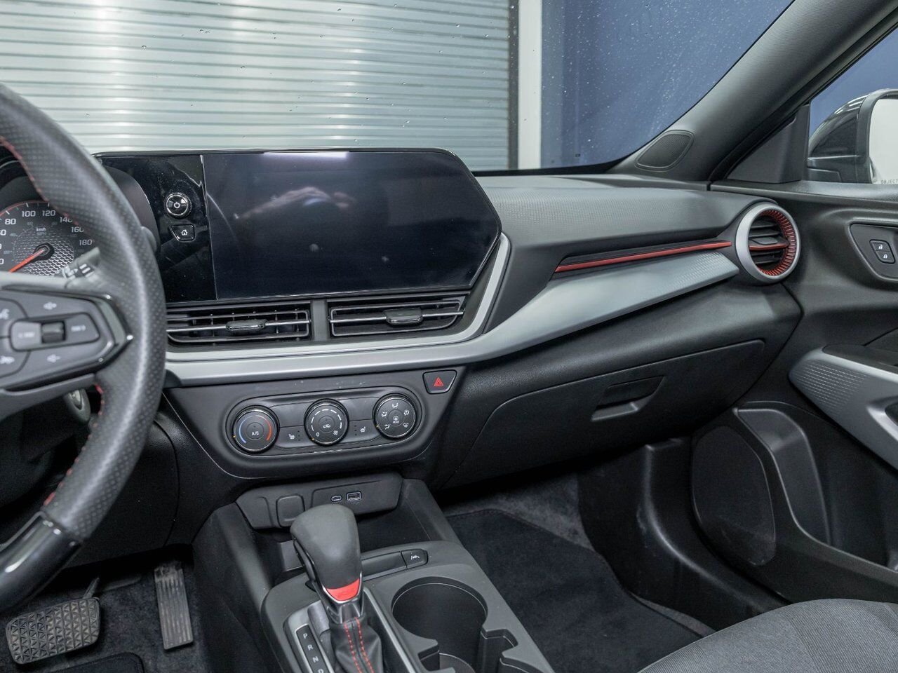 Chevrolet Trax 1RS *SIÈGES / VOLANT CHAUF* CARPLAY BLUETOOTH WIFI 2025 Gris Saint-Jérôme - photo #19