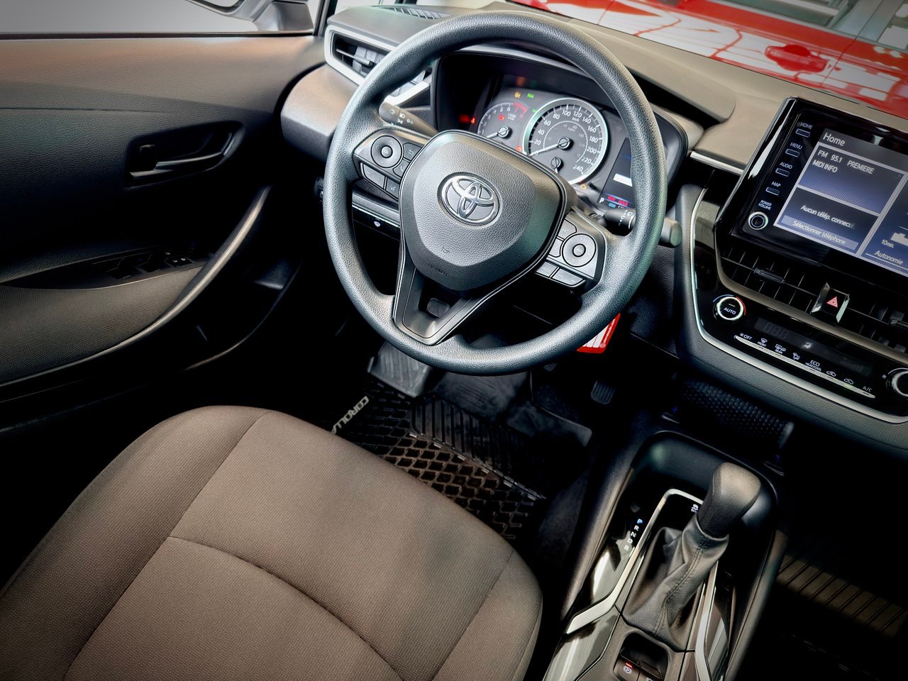 Toyota Corolla 2022 Blanc Notre-Dame-des-Prairies - photo #13