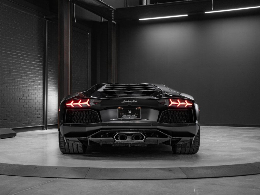2015 Lamborghini Aventador 2015 Black