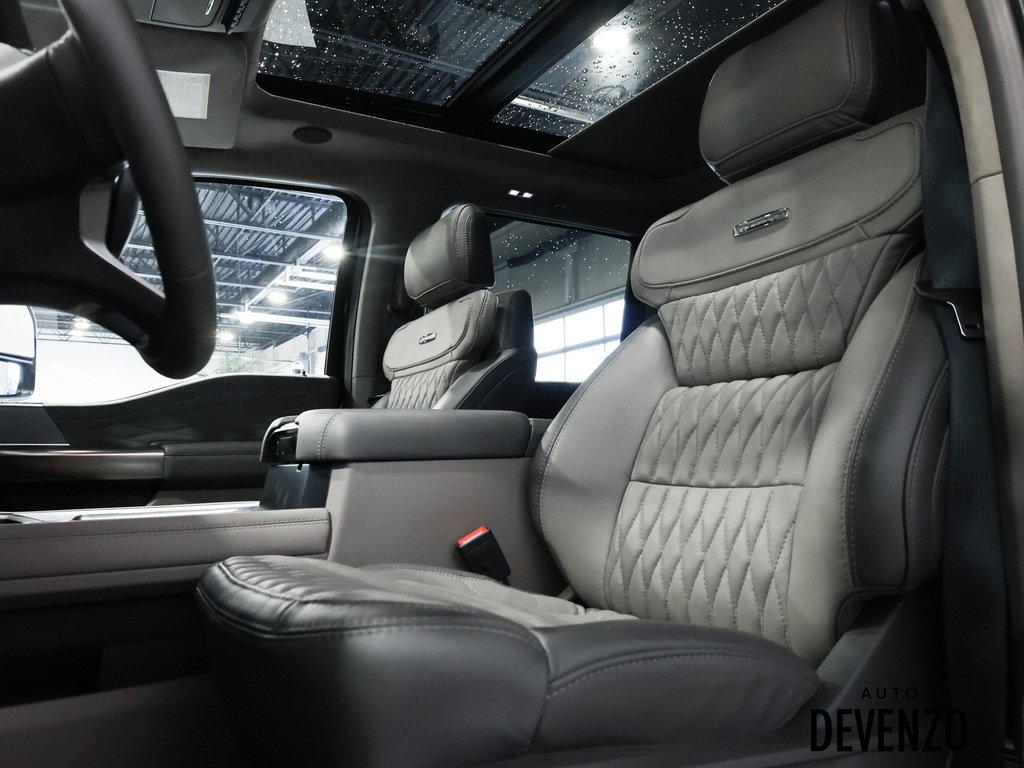 2026 Ford Super Duty F-450 DRW Black Saint-Eustache - photo #14