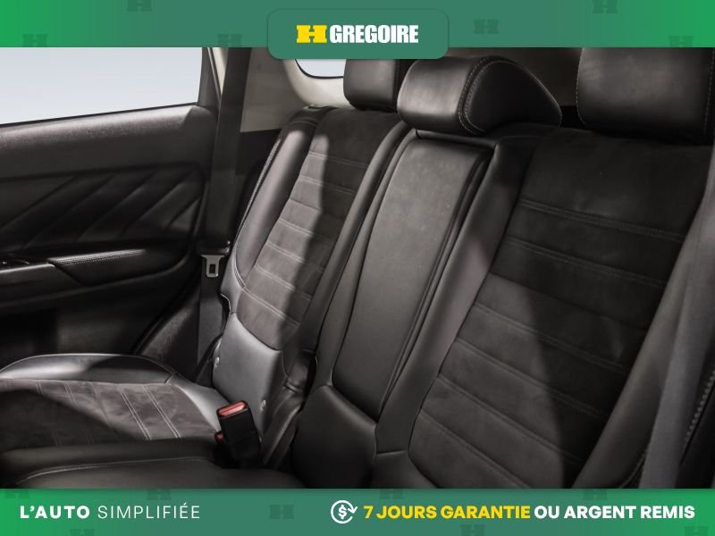 2019 Mitsubishi Outlander Plug-In Hybrid Silver Saint-Eustache - photo #25