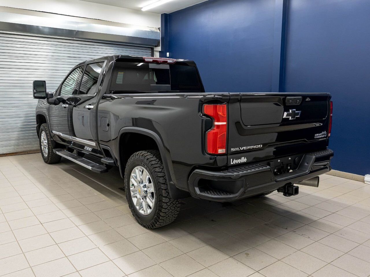 Chevrolet Silverado 2500HD HIGH COUNTRY Z71 CREW 4X4 *DIESEL* TOIT *HUD* BOSE 2024 Noir Saint-Jérôme - photo #7